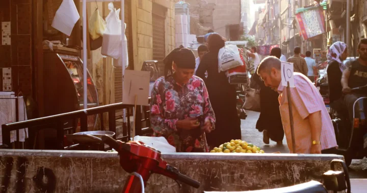 busy egyptian market