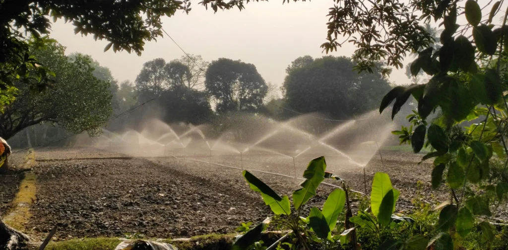 Watering mechanism on a farm